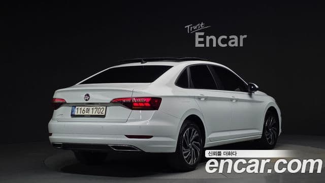 Volkswagen Jetta 2021 — Şəkil 2/20