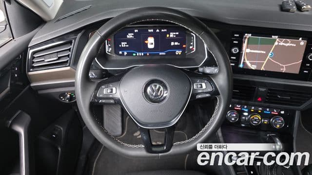 Volkswagen Jetta 2021 — Şəkil 13/20