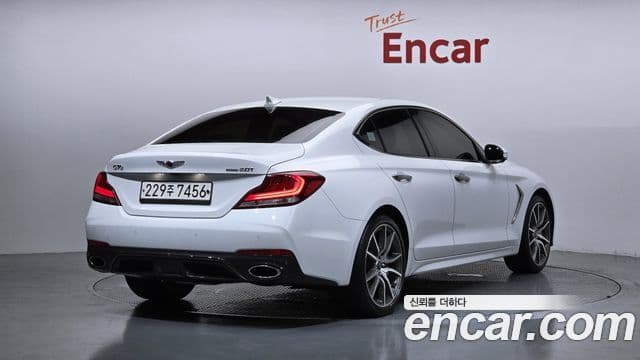 Genesis G70 2020 — Photo 9/20