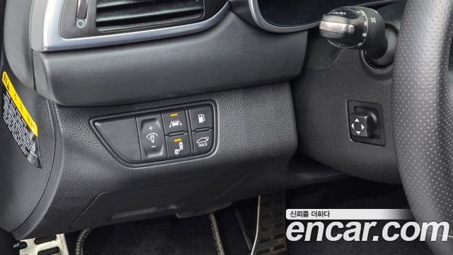 Genesis G70 2020 — Photo 11/20