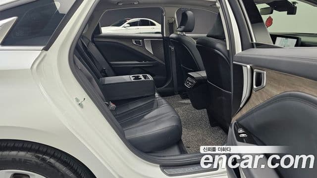 Kia K8 2023 — Şəkil 11/20