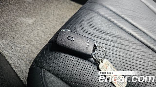 Kia K8 2023 — Şəkil 15/20