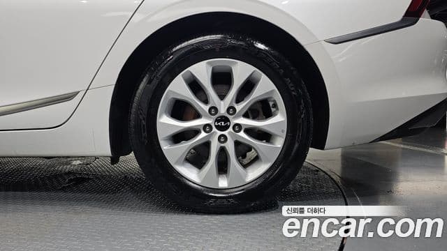 Kia K8 2023 — Photo 29/31