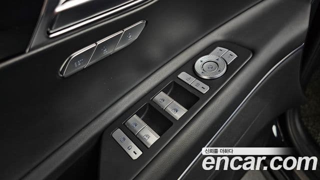 Genesis GV80 2020 — Şəkil 30/38