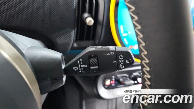 Mini Cooper C 2025 — Photo 3/33