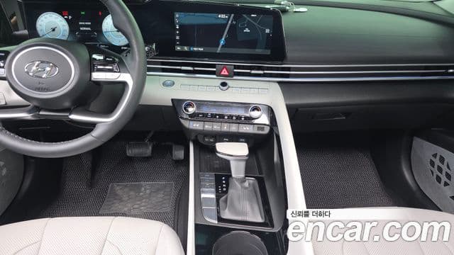 Hyundai The New Avante Hybrid 2022 — Şəkil 16/31