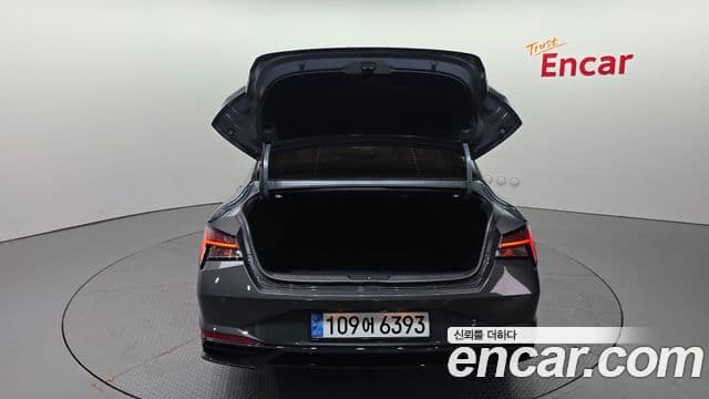 Hyundai The New Avante Hybrid 2022 — Şəkil 9/31
