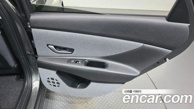 Hyundai The New Avante Hybrid 2022 — Şəkil 23/31