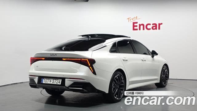 Kia K5 2024 — Şəkil 1/20