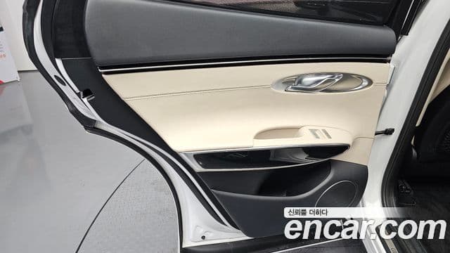 Genesis GV70 2021 — ფოტო 5/30