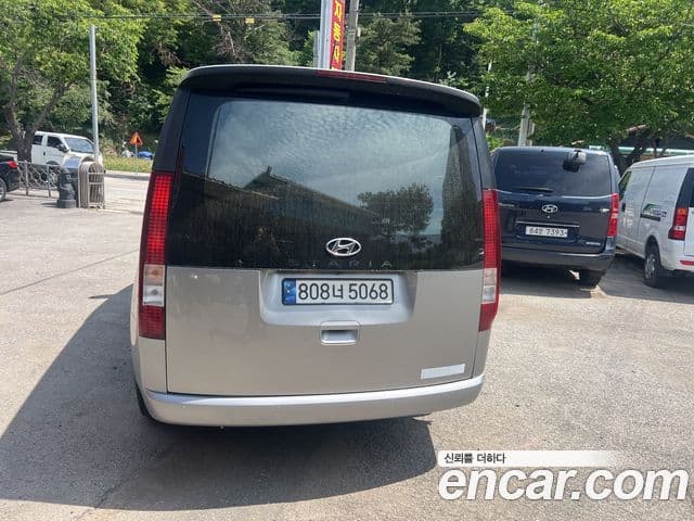 Hyundai Staria 2023 — Фото 4/14