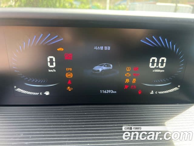 Hyundai Staria 2023 — Фото 8/14