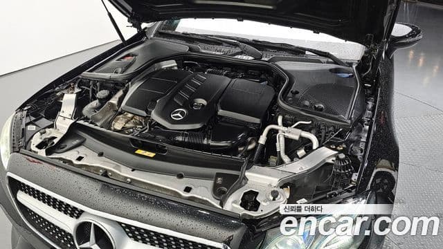 Mercedes-Benz E-Class 2018 — ფოტო 6/20