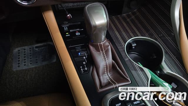 Lexus RX450h 2019 — Şəkil 9/20