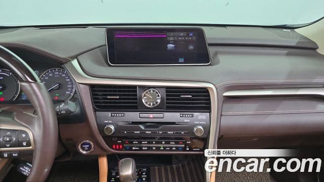 Lexus RX450h 2019 — Şəkil 13/20