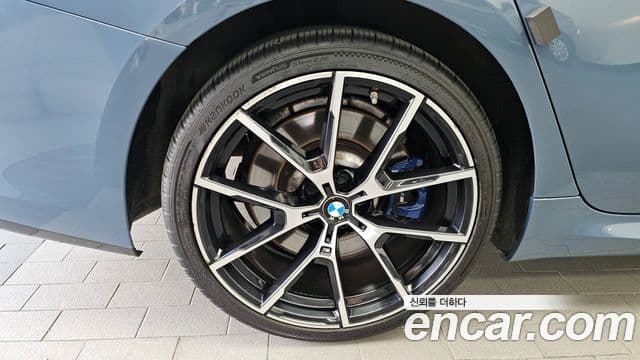 BMW 8 Series 2021 — Şəkil 4/20