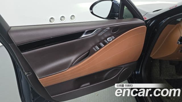 Genesis G80 2021 — Photo 5/30