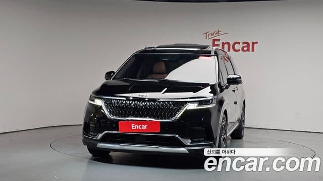 Kia Carnival 2021 — Фото 3/20