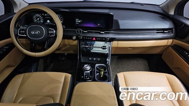 Kia Carnival 2021 — Фото 7/20