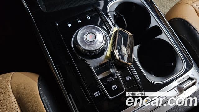 Kia Carnival 2021 — Фото 9/20