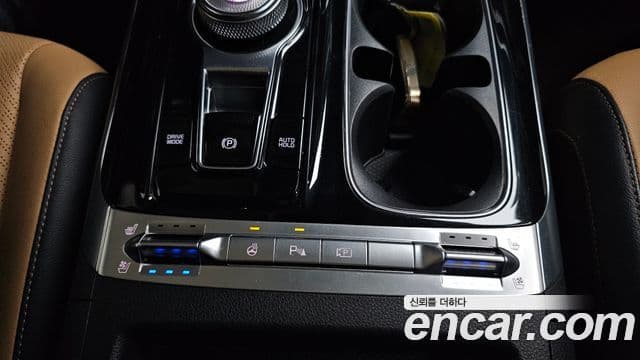 Kia Carnival 2021 — Photo 38/39