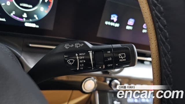 Kia Carnival 2021 — Photo 39/39
