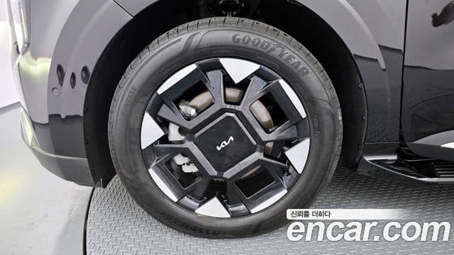 Kia Carnival 2025 — Фото 5/20