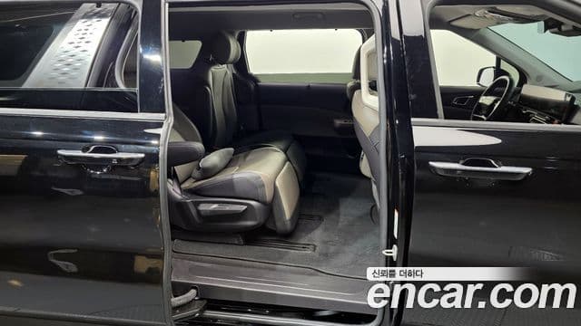 Kia Carnival 2025 — Фото 12/20