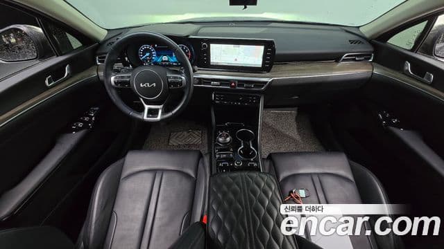Kia K5 2022 — Şəkil 7/20