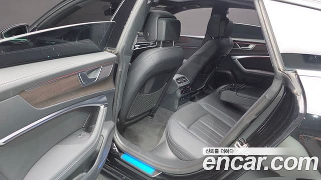 Audi A7 2023 — Şəkil 12/20