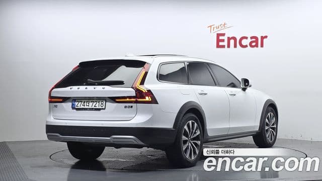 Volvo V90 Cross Country 2020 — Şəkil 1/20