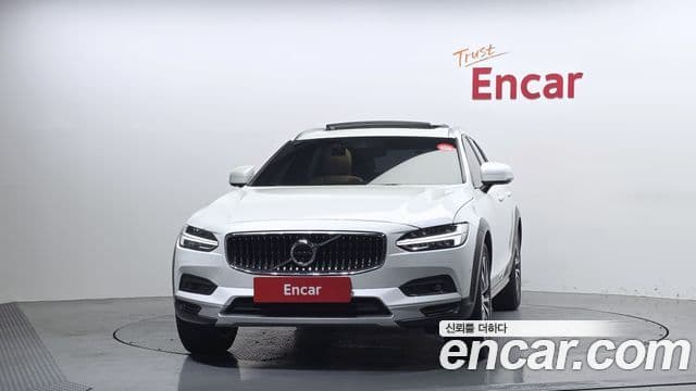 Volvo V90 Cross Country 2020 — Şəkil 2/20