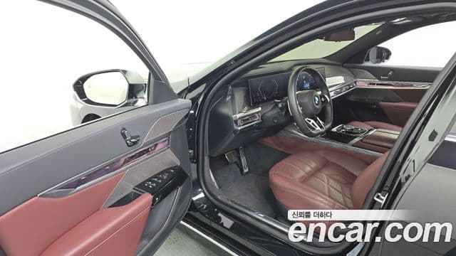 BMW 7 Series 2024 — Şəkil 10/20