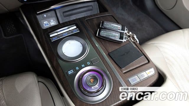 Genesis Electrified G80 2020 — Şəkil 9/20