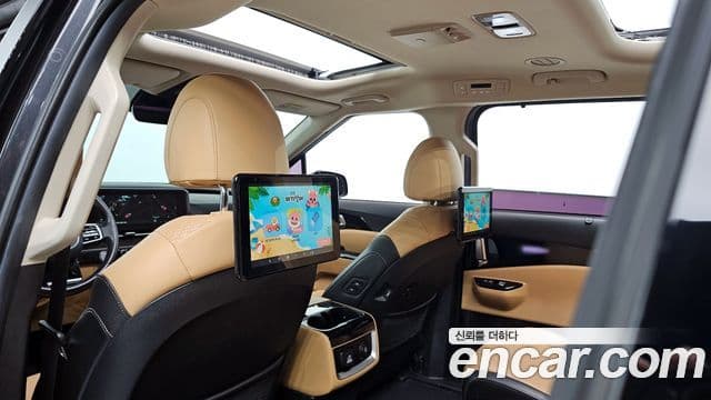 Kia Carnival 2020 — ფოტო 9/20