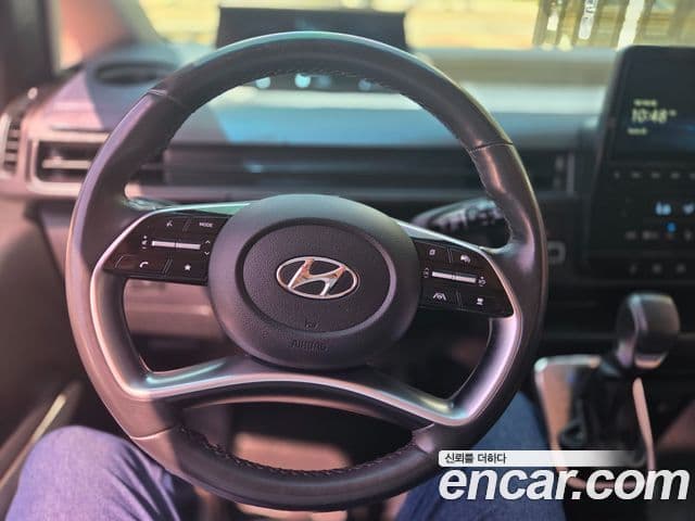 Hyundai Staria 2022 — ფოტო 8/16