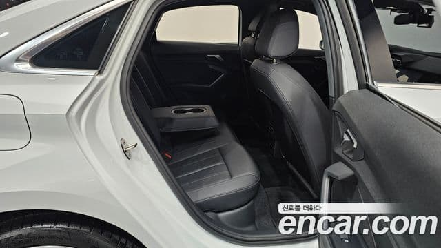 Audi A3 2023 — ფოტო 10/20