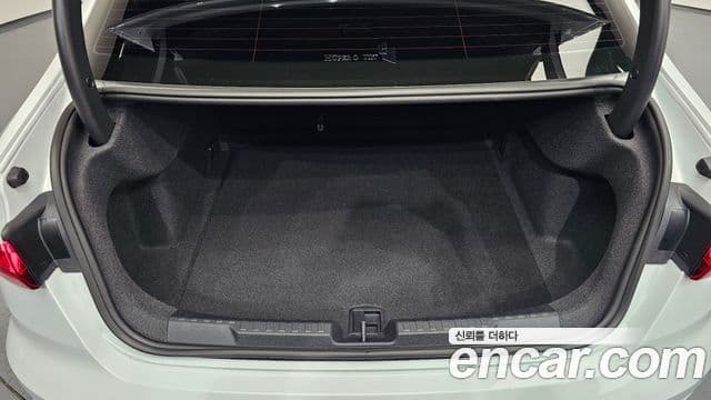 Audi A3 2023 — ფოტო 18/20