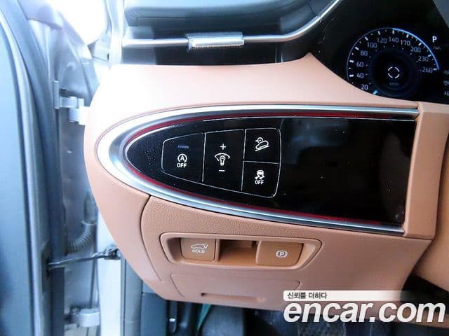 Genesis GV70 2022 — Şəkil 12/20