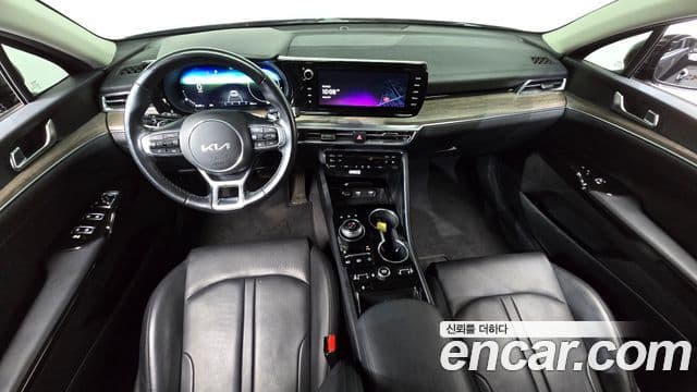 Kia K5 2023 — Şəkil 7/20