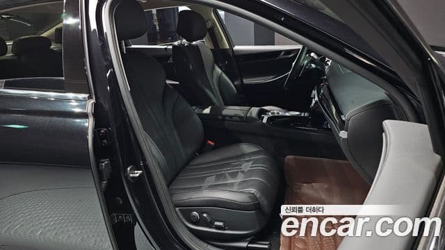 Genesis Electrified G80 2022 — Şəkil 11/20