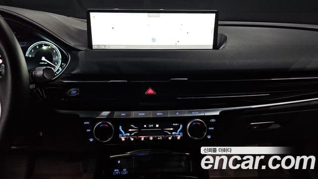 Genesis Electrified G80 2022 — Şəkil 14/20