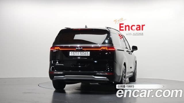 Kia Carnival 2022 — Фото 4/20