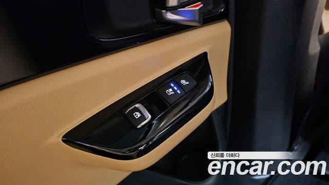 Kia Carnival 2022 — Şəkil 29/31