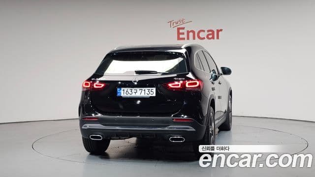 Mercedes-Benz GLA-Class 2020 — фото 4 из 20
