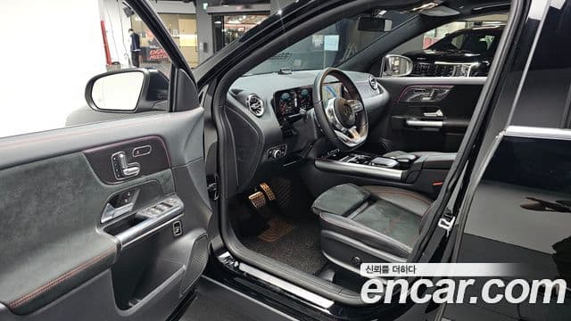 Mercedes-Benz GLA-Class 2020 — фото 9 из 20