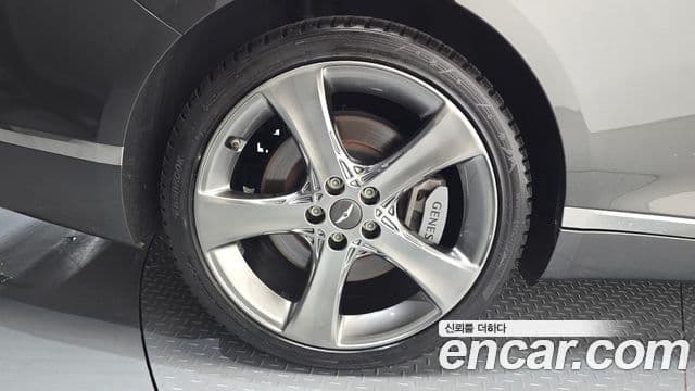 Genesis Electrified G80 2023 — Şəkil 5/20