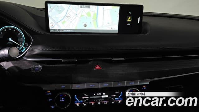 Genesis Electrified G80 2023 — Şəkil 12/20