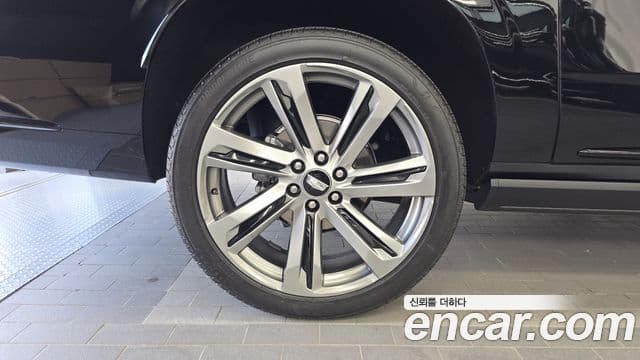 Cadillac Escalade 2025 — ფოტო 5/20