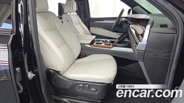 Cadillac Escalade 2025 — ფოტო 11/20